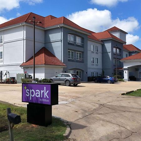 Spark By Hilton Брандон Экстерьер фото